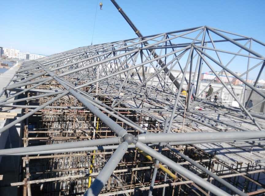 沅江商贸城屋顶网架工程